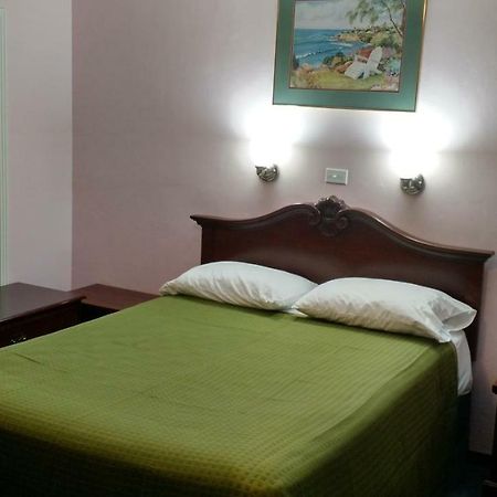 爱尔兰乔汽车旅馆 沃森维尔 外观 照片